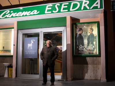 Gestito dall'adiacente chiesa di San Giuseppe, il cinema si trova nel rione Madonnella e ha visto all'opera l'anziano per ben 54 anni